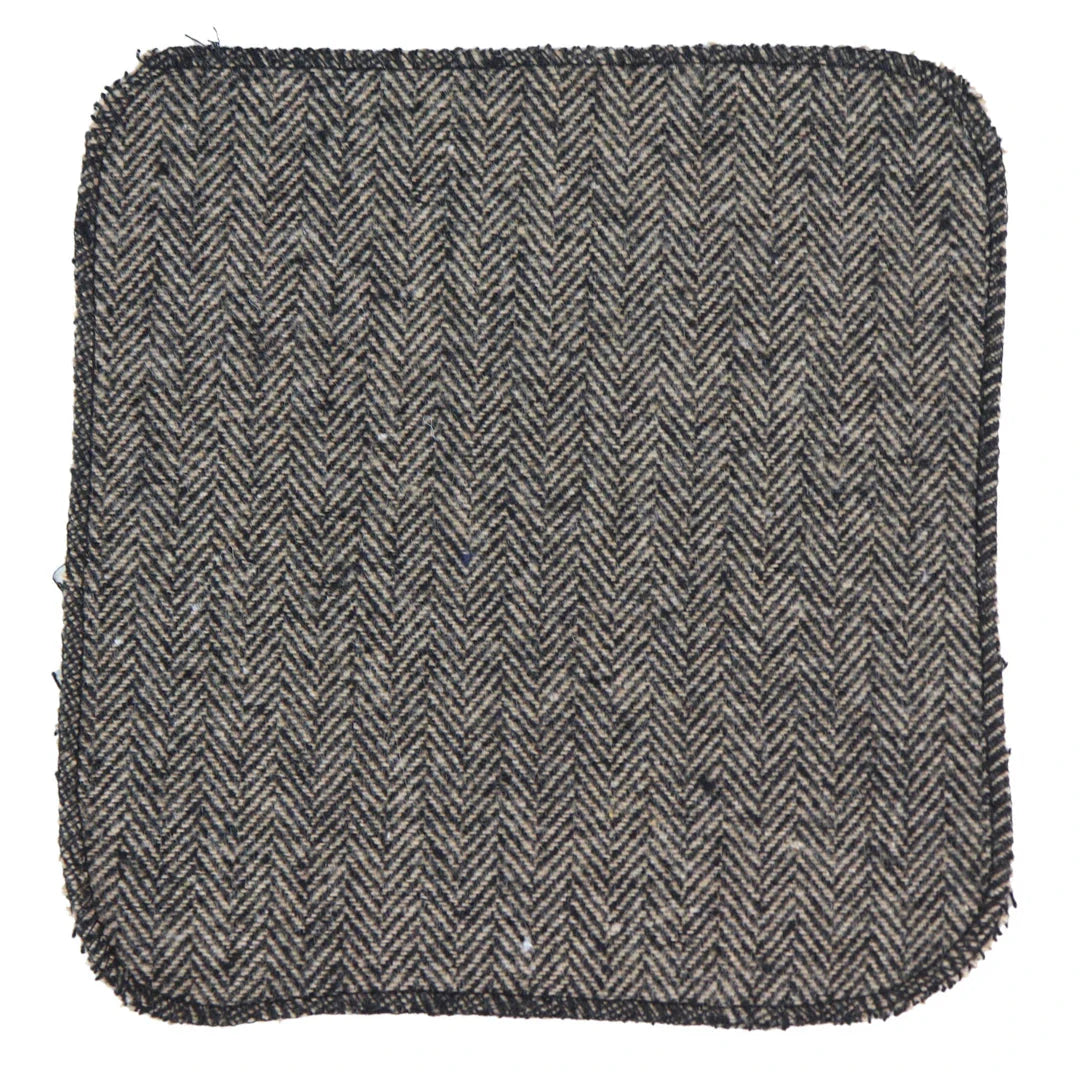 281 - Men's Oak Herringbone Tweed Wool Tie & Handkerchief 2"