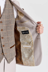 Mayfair Stone Textured Suit With Harris Brown Tweed Waistcoat