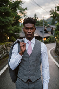 Men’s Light Pink Suede-Finish Tie