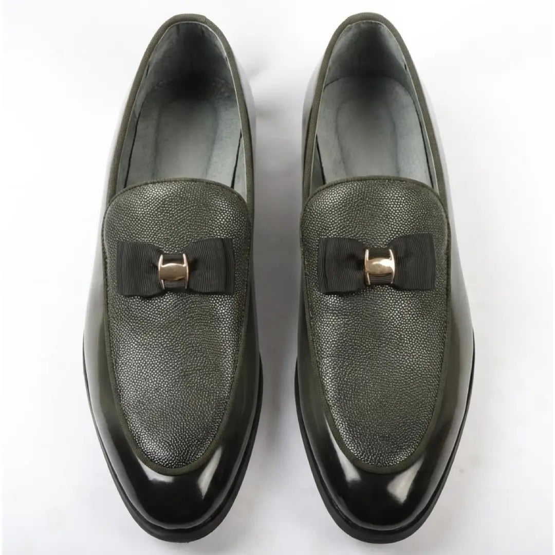 Men's Textured Front Iconic Buckle Bow Loafers